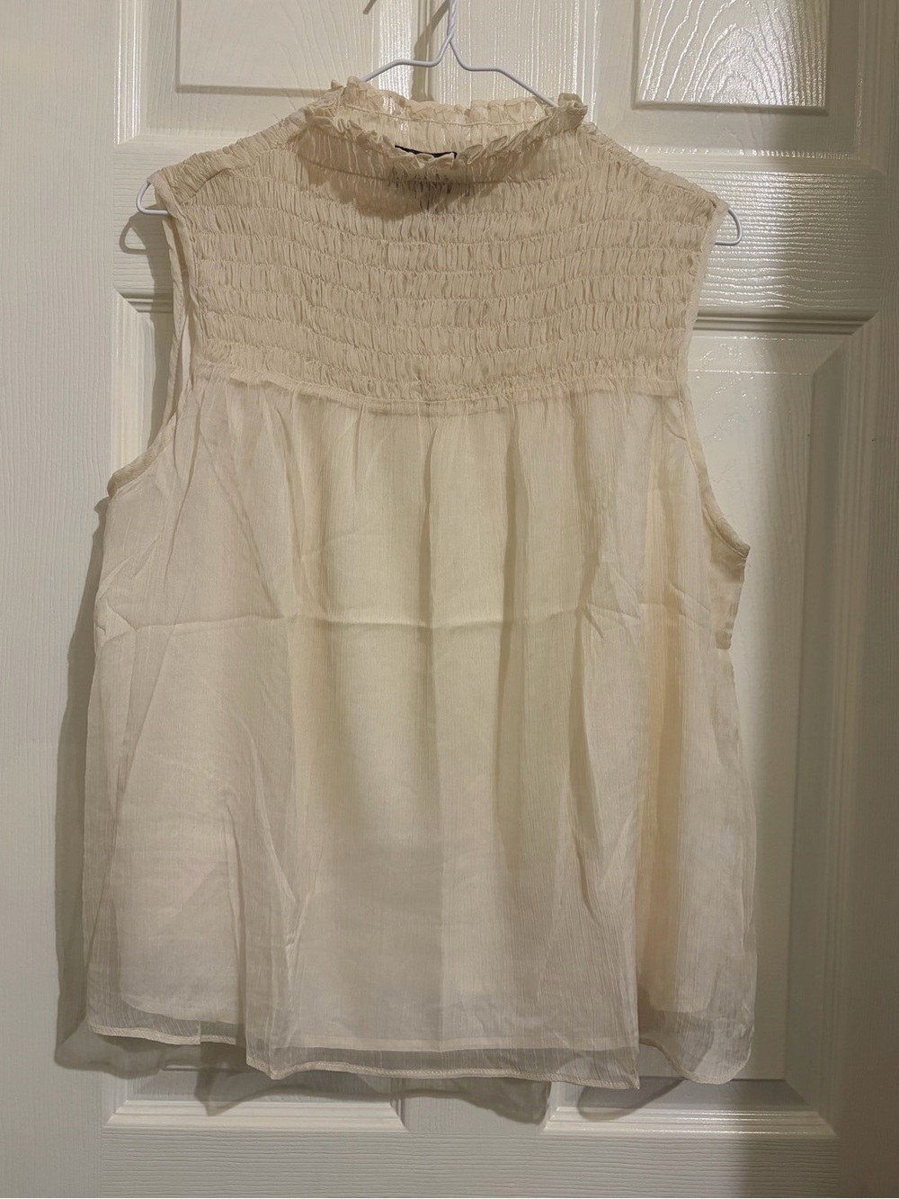 Anthropologie Sundays in Brooklyn ivory smocked mock neck flowy sleeveless top L